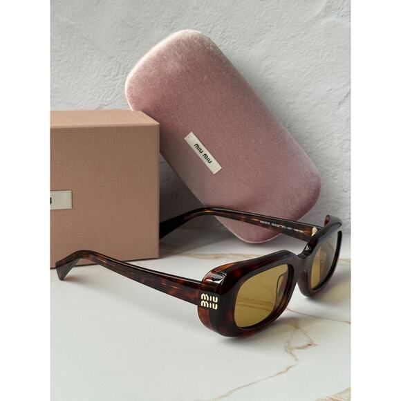 NEW Miu Miu MU B13S Brown Yellow Rectangular Sunglasses main image 4